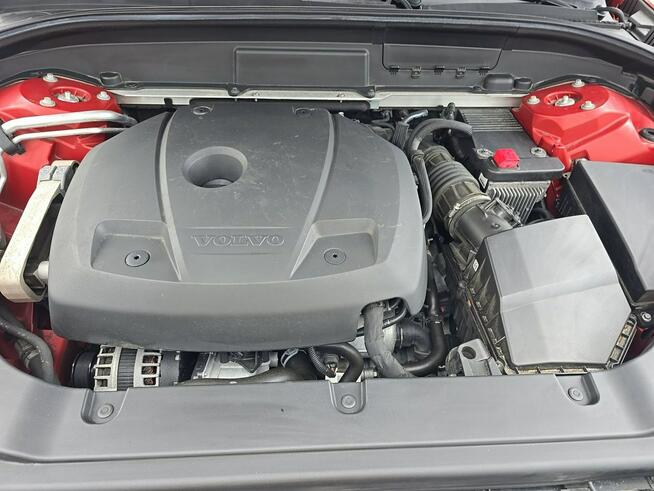 Volvo XC 60 INSCRIPTION / 4x4 / niski przebieg