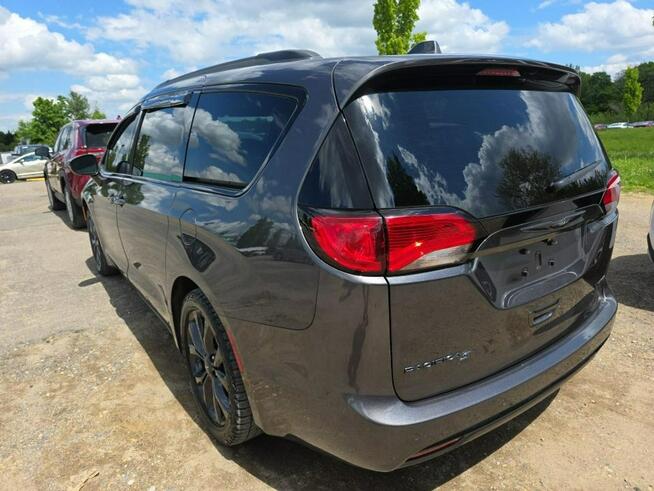Chrysler Pacifica LIMITED S / wersja S / niski przebieg