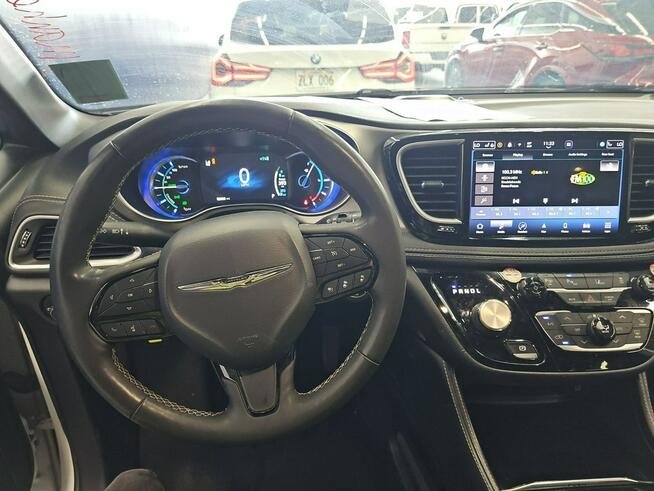 Chrysler Pacifica LIMITED / Wersja S / Kanada / niski przebieg