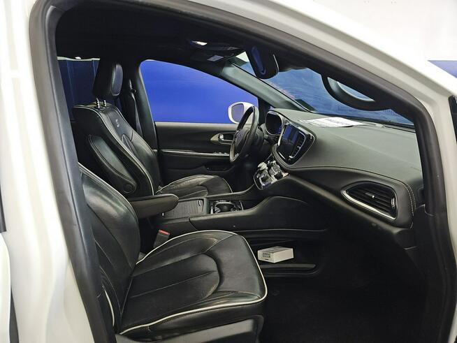 Chrysler Pacifica LIMITED / Wersja S / Kanada / niski przebieg