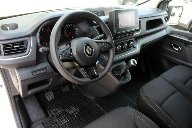 Renault Trafic 3-osobowy FV23% 130KM ASO Navi LED Tempomat