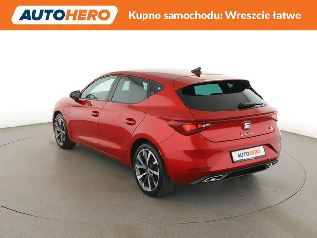 Seat Leon FR PHEV automat alcantara virtual navi kamera ACC LED