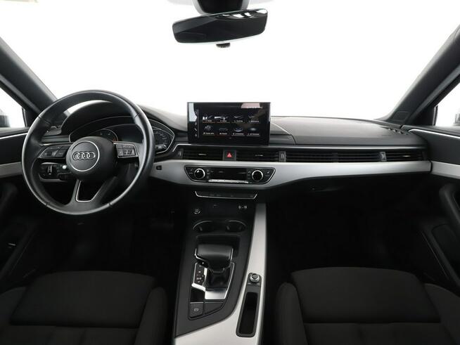 Audi A4 S-Tronic mHEV navi grzane fotele kamera ACC matrixLED HUD