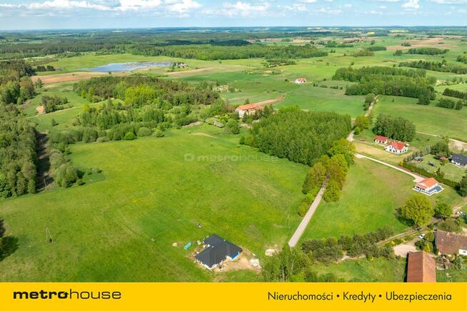 Działka z WZ w pięknej okolicy nad jeziorem