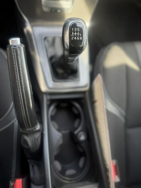 volvo v40- 2.0 diesel- 190km