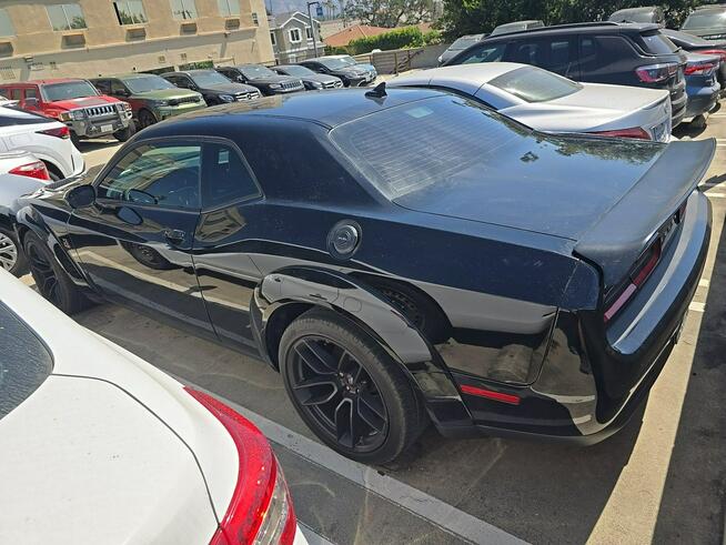 Dodge Challenger 6.4 HEMI / automat / niski przebieg