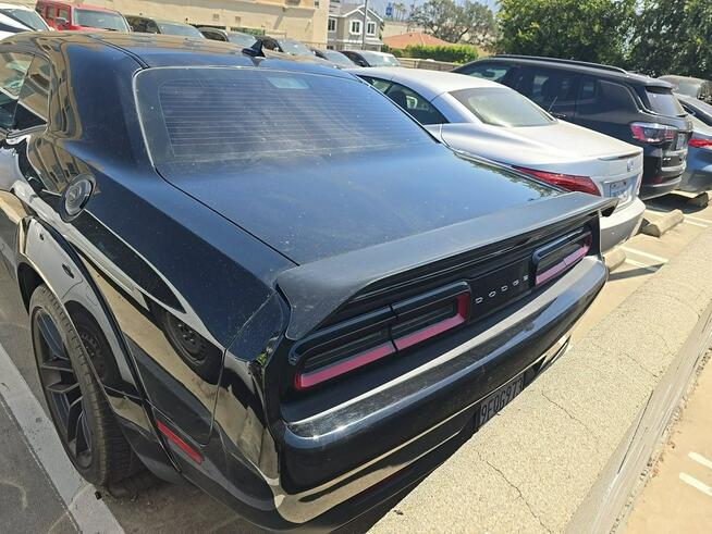Dodge Challenger 6.4 HEMI / automat / niski przebieg