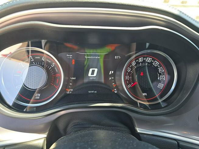 Dodge Challenger 6.4 HEMI / automat / niski przebieg