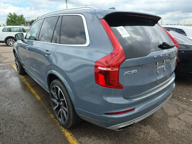 Volvo XC 90 AWD / mała szkoda / niski przebieg
