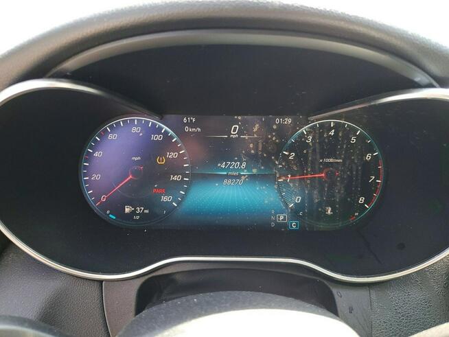 Mercedes C 300 4Matic / pakiet AMG / niski przebieg