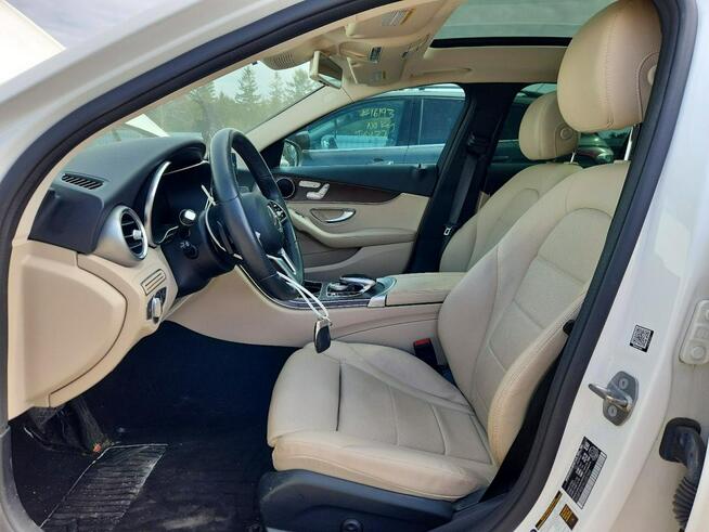 Mercedes C 300 4Matic / pakiet AMG / niski przebieg