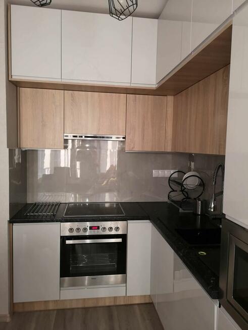 Wynajmę mieszkanie 2 pok. +balkon+garaż centrum Pruszkowa
