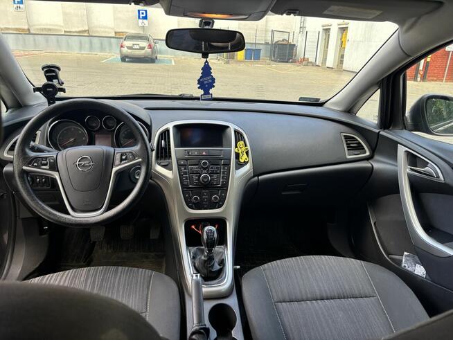 Opel Astra J