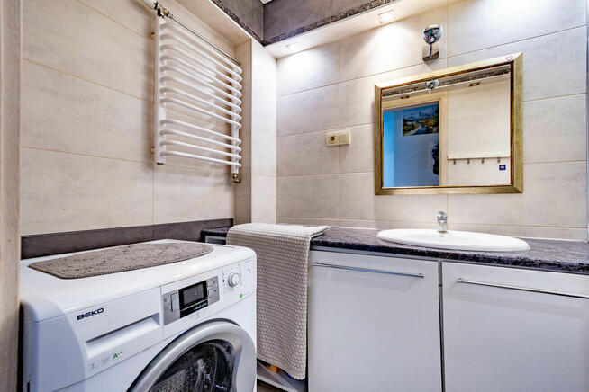 3 osobne pokoje + salon, balkon, blisko centrum mieszkanie z