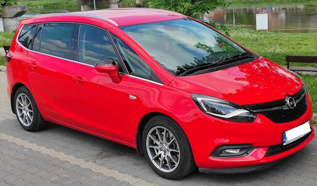 Opel Zafira 1.6 200km Elite S&S