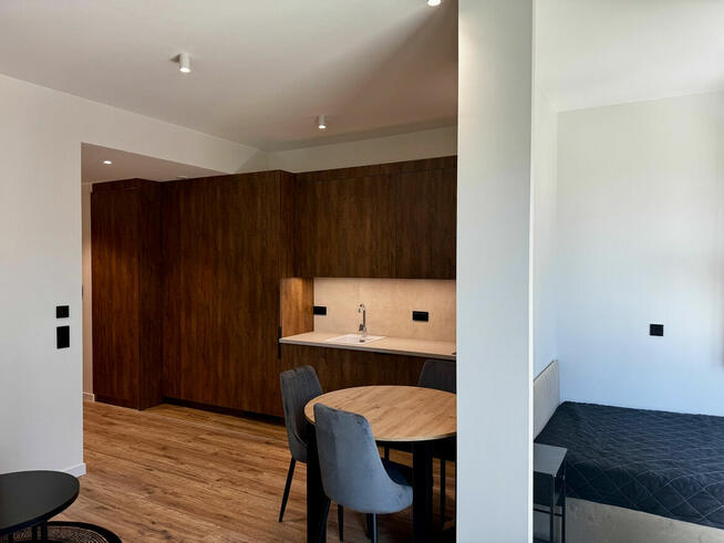 Luksusowy apartament w Towarowa Towers (Skyliner-Hub)