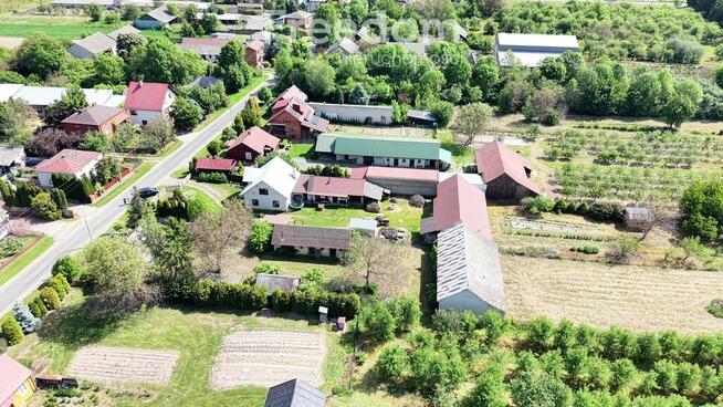 Działka budowlana 31ar z domem i budynkami