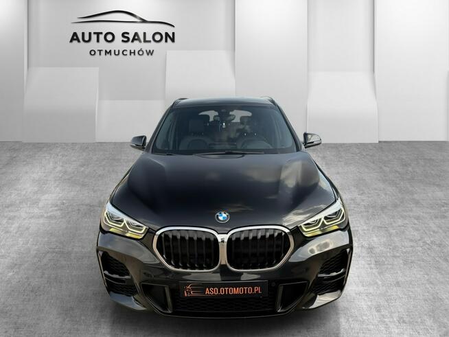 BMW X1 FUL LED 4x4 EL.KLAPA head up kamera SKÓRA grzane fotele M pakiet hak
