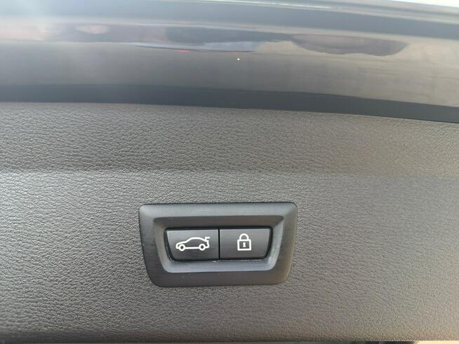 BMW X1 FUL LED 4x4 EL.KLAPA head up kamera SKÓRA grzane fotele M pakiet hak