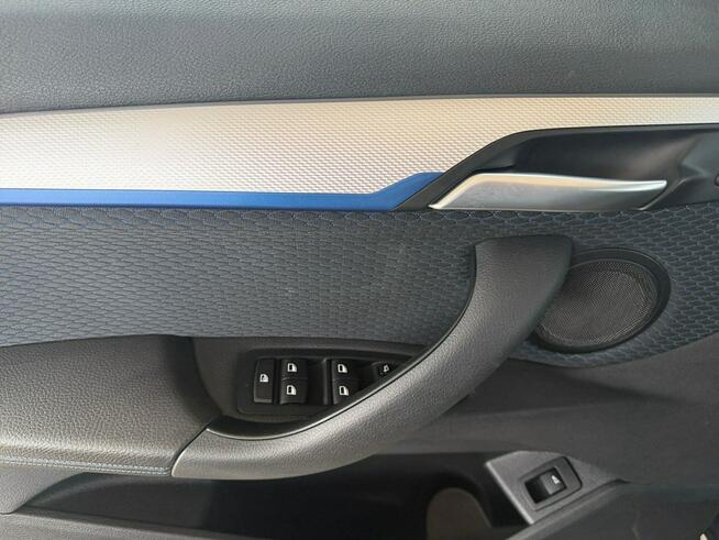 BMW X1 FUL LED 4x4 EL.KLAPA head up kamera SKÓRA grzane fotele M pakiet hak