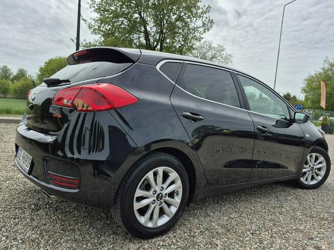 Kia Cee'd 1.6 Benzyna**2017**122oookm**Kamera**Led**Zarejestrowana