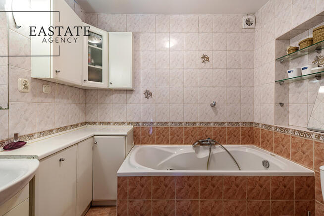 Dom wolnostojący z dużą działką 942 m² | Stare Włochy | ul. Husarska | Potencjał inwestycyjny