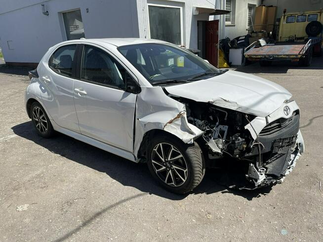 Toyota Yaris 1.5 - 125KM CarPlay Salon Polska 2024