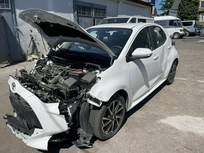 Toyota Yaris 1.5 - 125KM CarPlay Salon Polska 2024