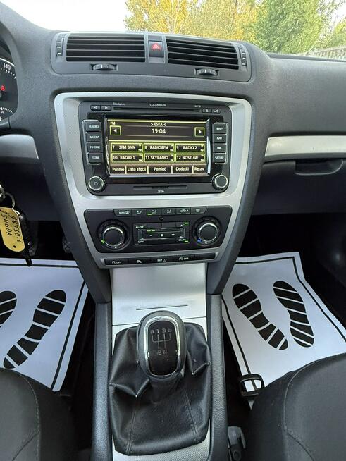 Skoda Octavia II Lift 1.6TDi 2012r Xenon Climatronic Alu Hak Nawigacja