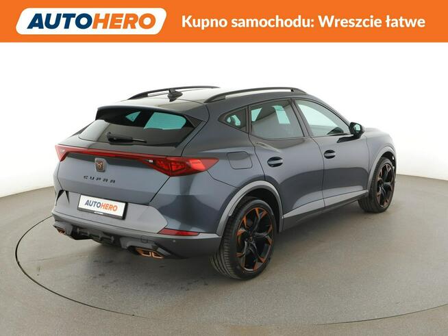 Cupra Formentor FV23% PHEV full LED virtual cocpit navi klima auto kamery DCC ACC