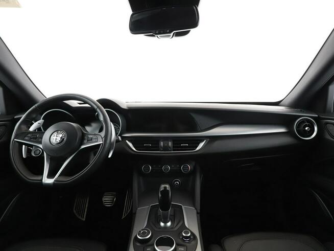 Alfa Romeo Stelvio automat, led, 4x4, 280 koni, skóra, klimatronik