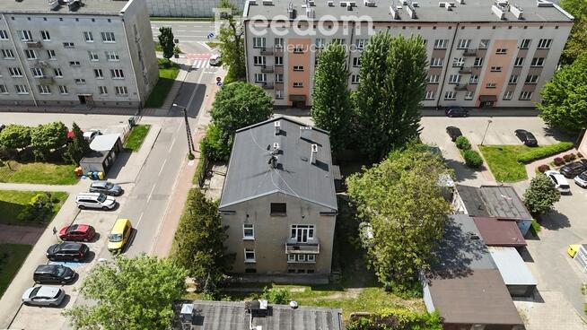 Budynek z potencjałem-mieszkania, gabinety, usługi