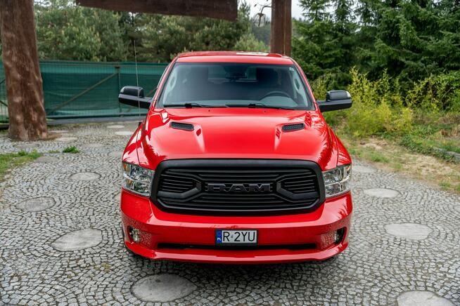 RAM 1500 5.7 V8 Hemi Quad Cab / Tradesman 2017 / 4x4 TorqueFlite / FV 23%