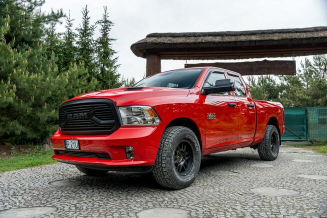 RAM 1500 5.7 V8 Hemi Quad Cab / Tradesman 2017 / 4x4 TorqueFlite / FV 23%