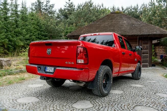 RAM 1500 5.7 V8 Hemi Quad Cab / Tradesman 2017 / 4x4 TorqueFlite / FV 23%