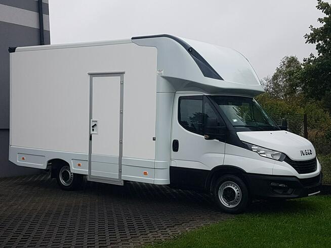 Iveco Daily KONTENER NISKOPODŁOGOWY 4,43x2,23x2,43 SKLEP BAR FOODTRUCK KAMPER AC