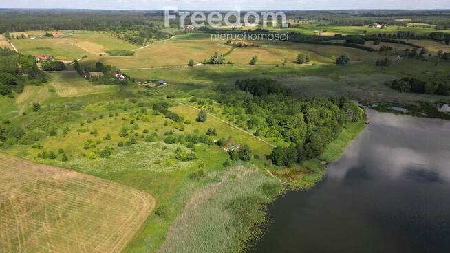 Działka z linią brzegową nad jeziorem Dadaj