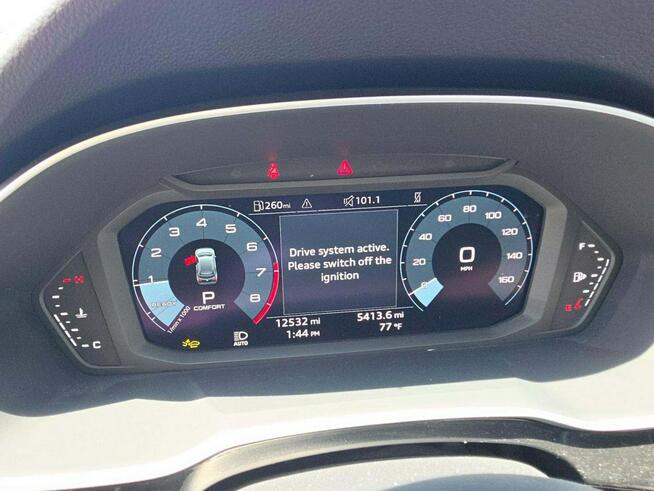 Audi Q3 Quattro / S-Line / niski przebieg