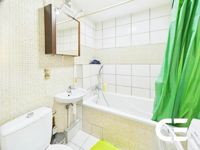 3 pokoje | blisko Sky Tower | 44,59 m² | klima