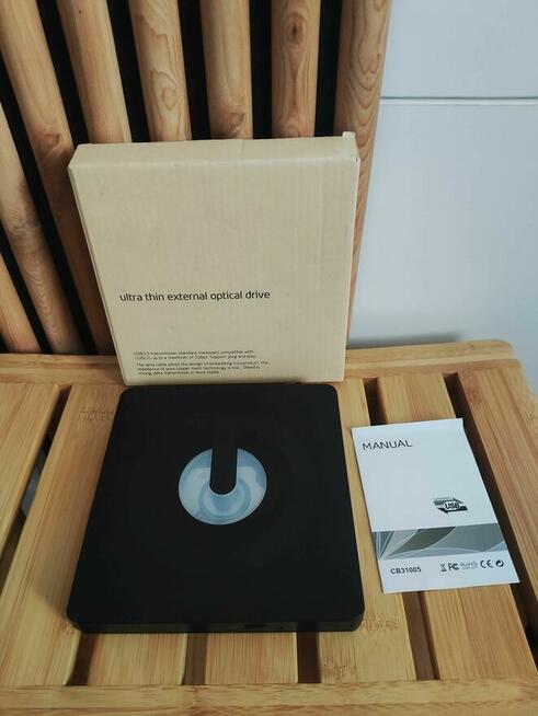 Odtwarzacz Płyt CD DVD Player Plajer Nagrywarka DVD / CD