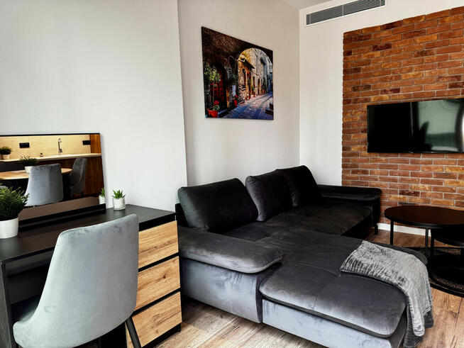 Luksusowy apartament w Towarowa Towers (Skyliner-Hub)