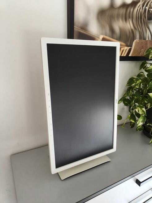 Monitor LED IPS / PLS Fujitsu B24W-7 24 FullHD DVI DP VGA