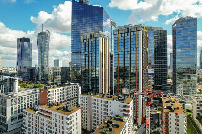 Luksusowy apartament w Towarowa Towers (Skyliner-Hub)