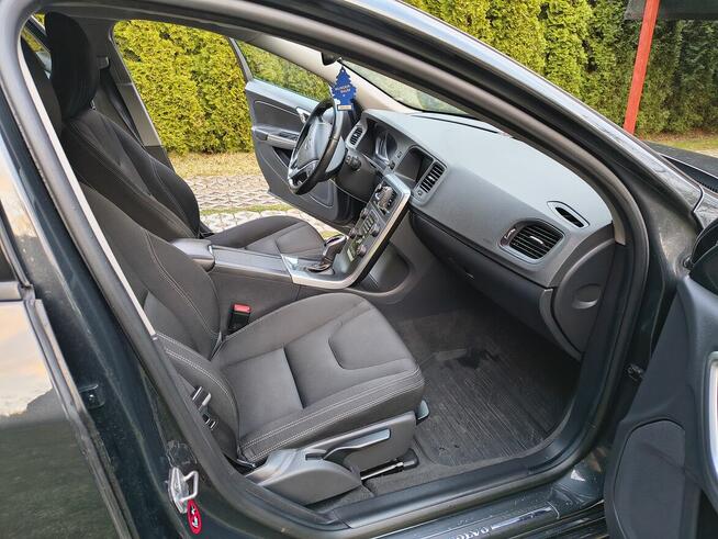 VOLVO V60 D3 Drive-E 2.0 150 KM, 2017 r, 195100 km.