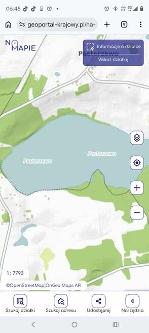 Działka nad jeziorem z linią brzegową