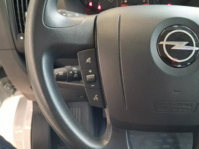 Opel Movano Wywrotka 2.2CDTI 140KM M6 2023 r., hak, 3-osobowy, klimatyzacja