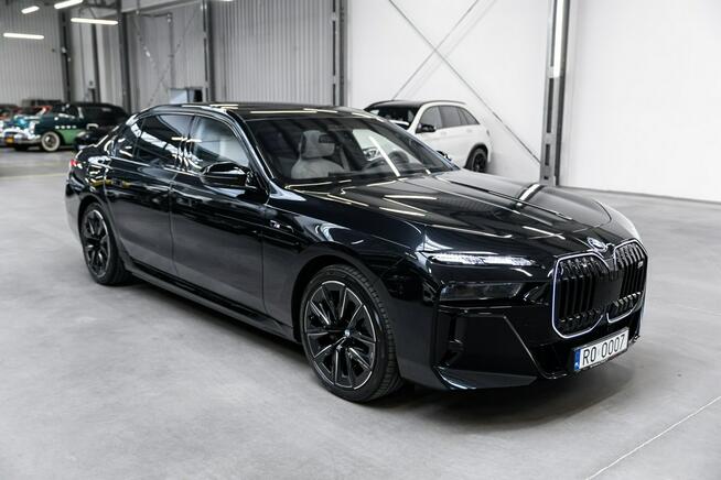 BMW M760 Gwarancja 01.2029. Pełne wyposażenie. PPF. TV. Gran Lusso.