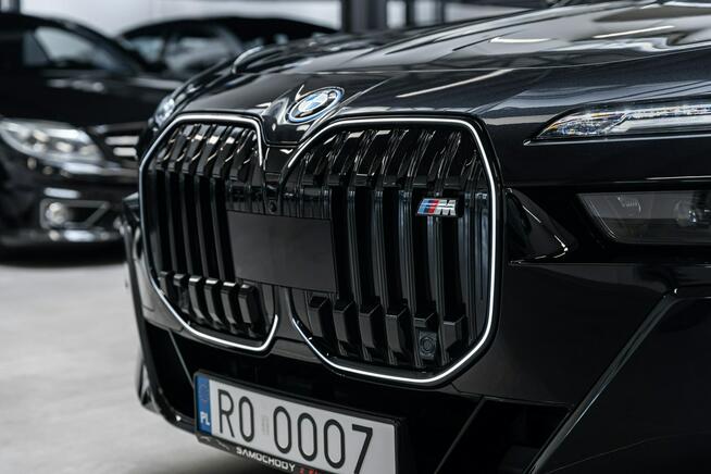 BMW M760 Gwarancja 01.2029. Pełne wyposażenie. PPF. TV. Gran Lusso.
