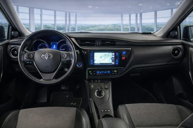 Toyota Auris Prestige Salon Polska 1.8 HYBRID Gwarancja z Pakietem Prestige ASO