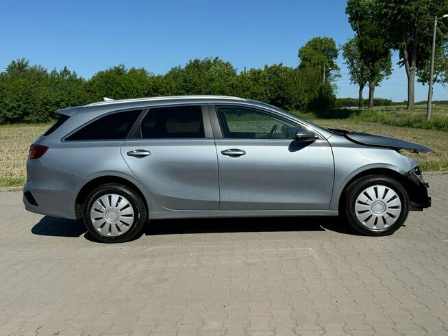 Kia Cee'd Lift*Led*Carplay*Kamera*GrzanaKierownica/Fotele*NiskiPrzebieg*Tempomat